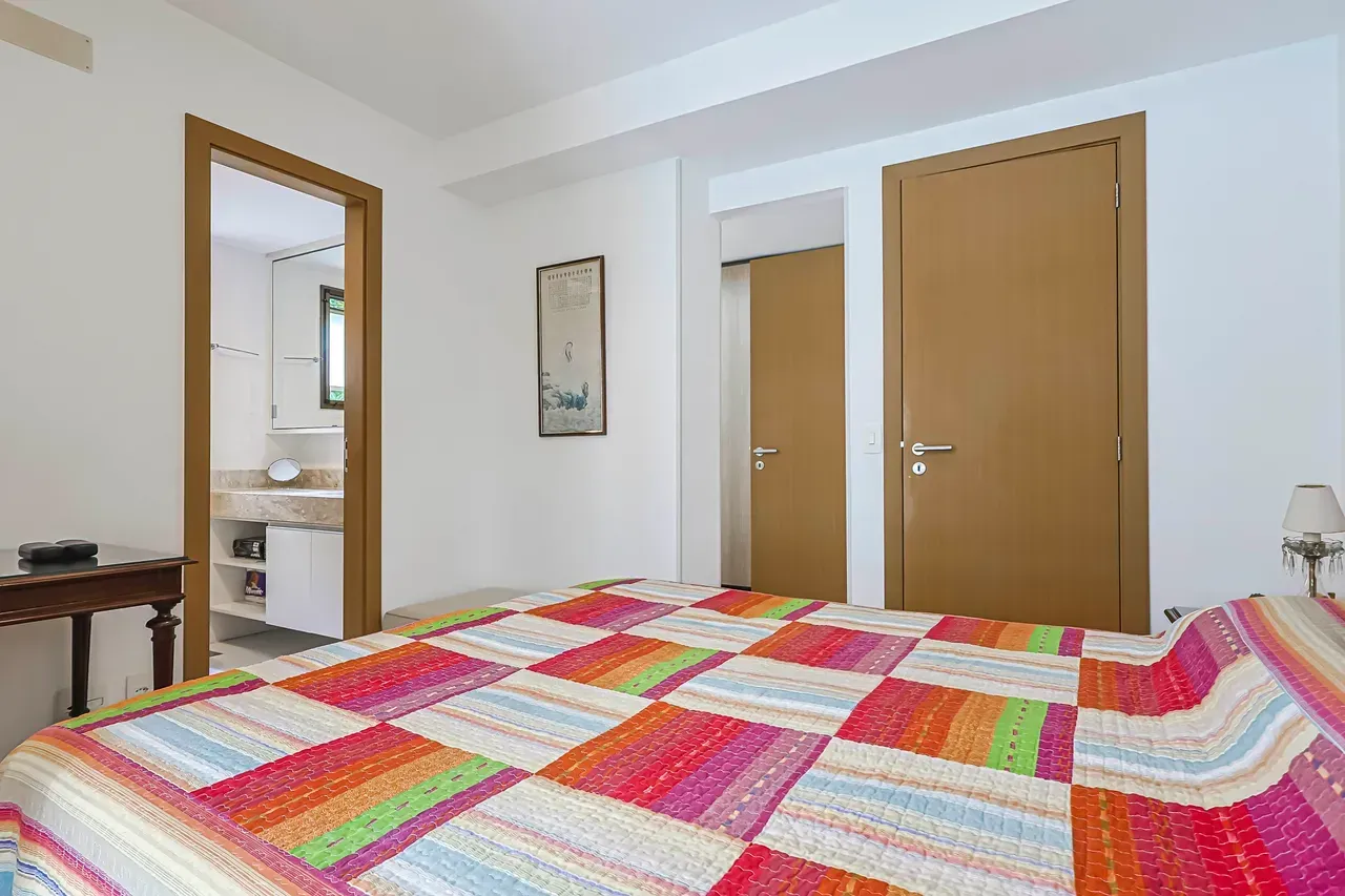 Furnished 150 m² apartment with 4 bedrooms and a gas stove — photo 13