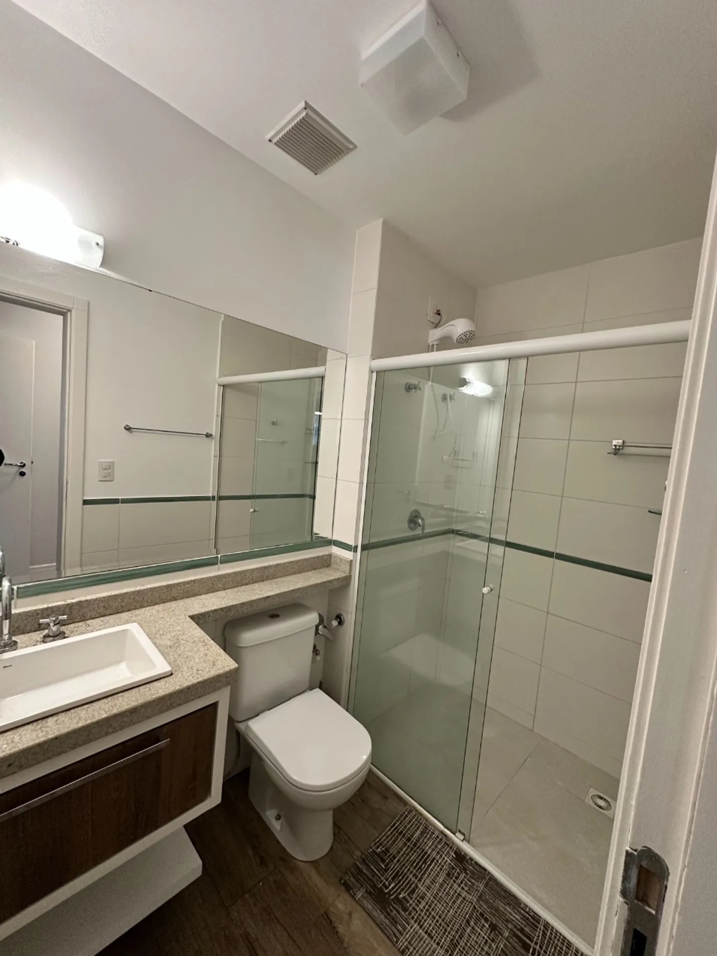 Apartamento amueblado de 2 dormitorios con terraza y parrilla — photo 12