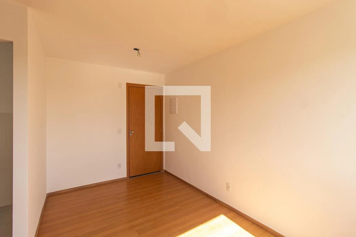 Apartamento com 2 quartos, 1 vaga e área de lavanderia — photo 9