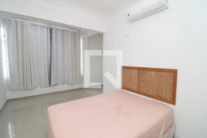 Home office in a 10-bedroom house, 747 m² — photo 7