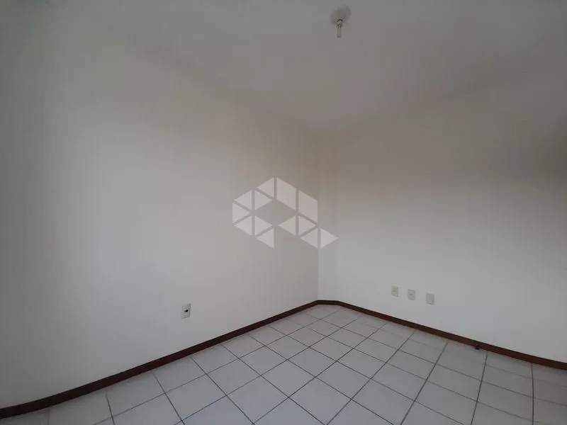 2-bedroom apartment with a closed kitchen and balcony — photo 7
