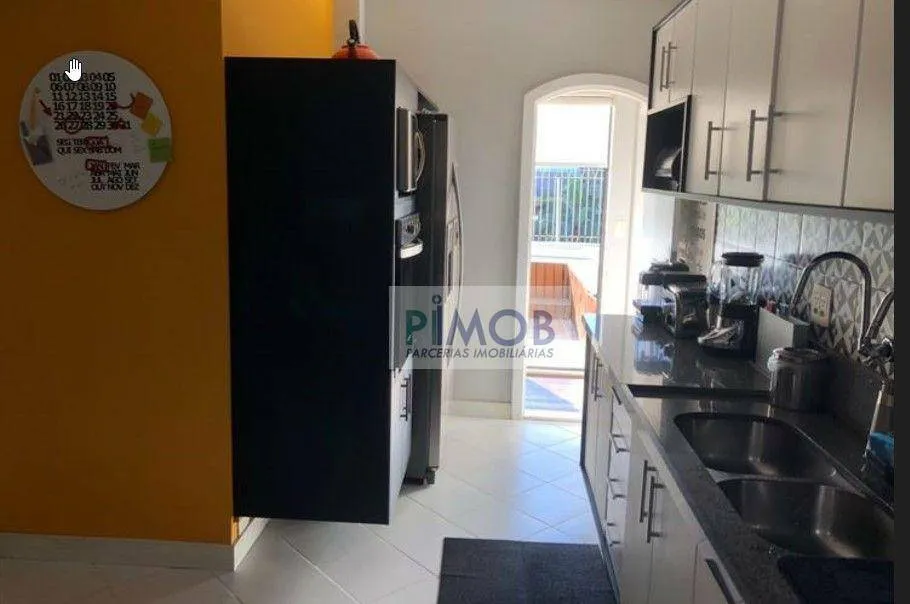 Top-floor apartment with 3 bedrooms and 330 m² — photo 10
