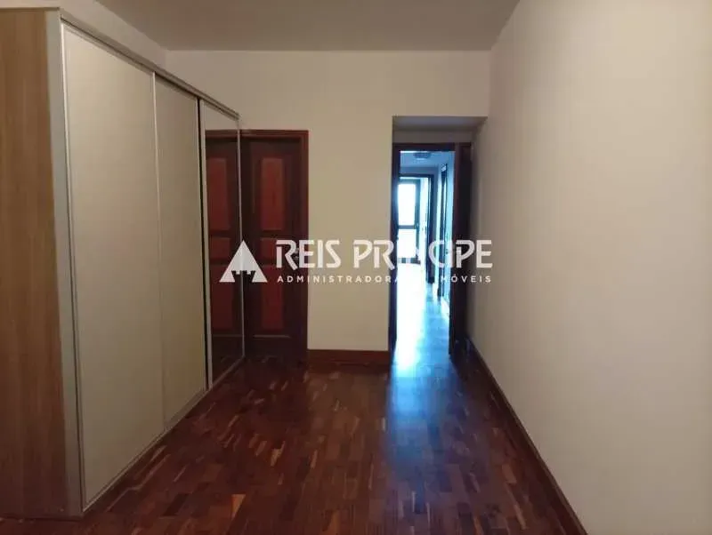 Apartamento de 3 quartos com varanda e 2 vagas — photo 16