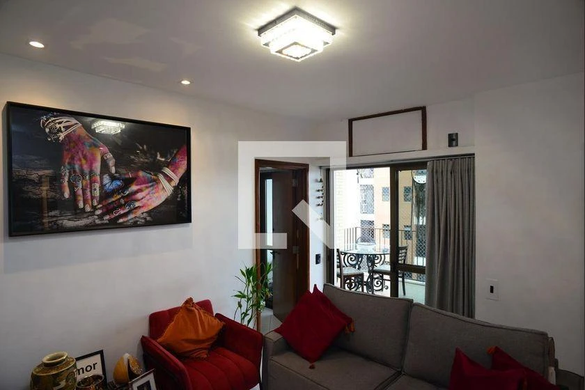 Furnished apartment with balcony and 2 en-suite bedrooms