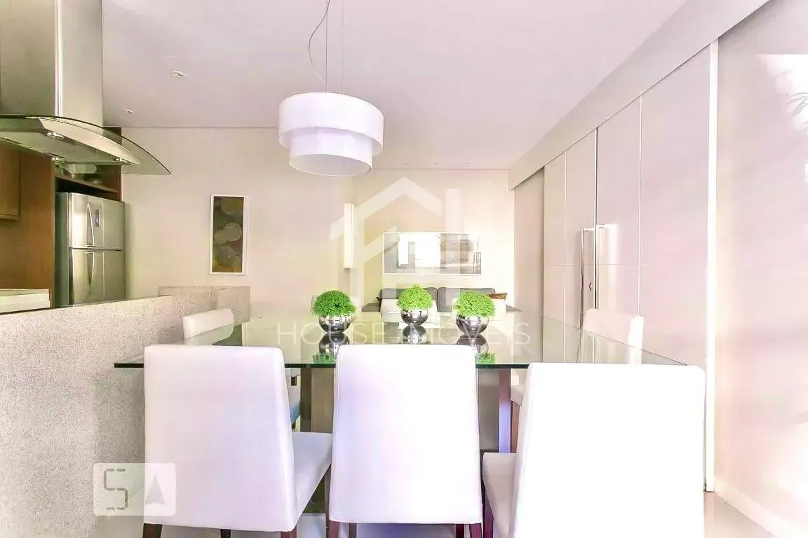 Furnished 2-bedroom apartment with balcony and 2 bathrooms — photo 33