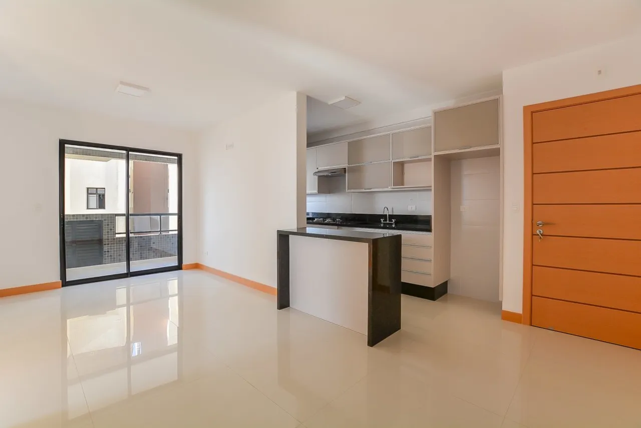 Unfurnished 2-bedroom apartment with 2 bathrooms — photo 10