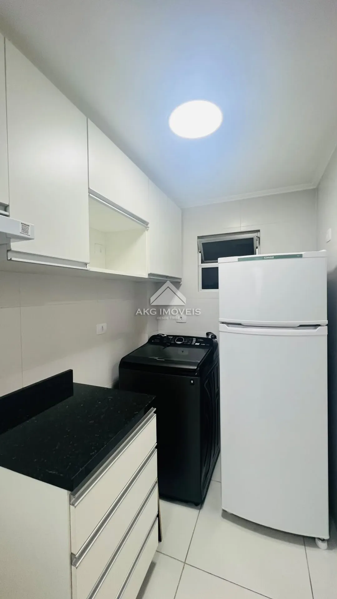 One-bedroom apartment with a washing machine in Curitiba — photo 17