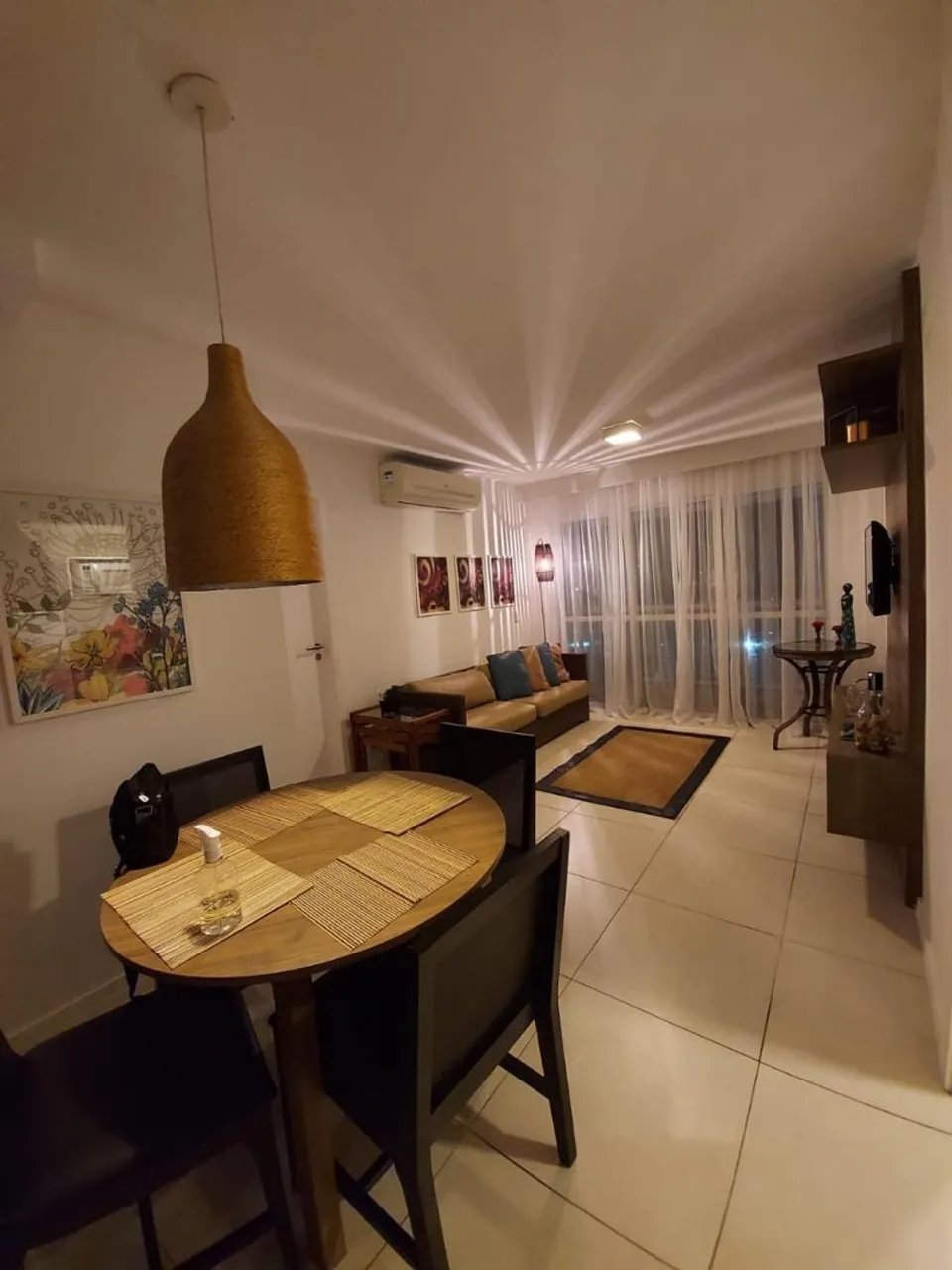 Furnished 1-bedroom apartment with 2 bathrooms — photo 4