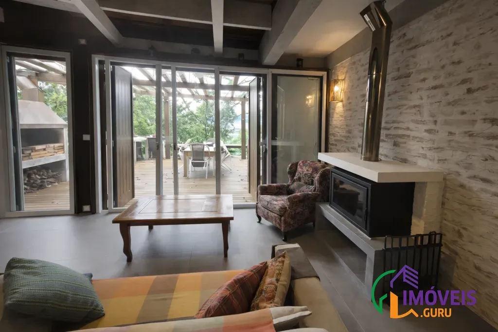Furnished house with a built-in balcony grill