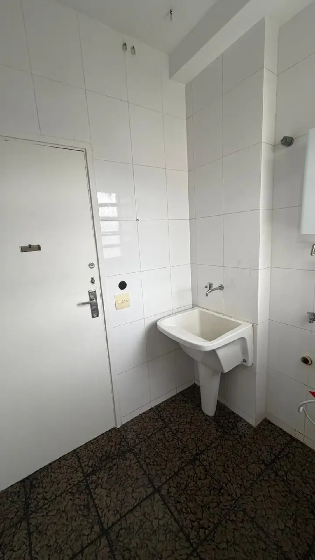 Apartamento no 7º andar com piso de madeira ou laminado — photo 14