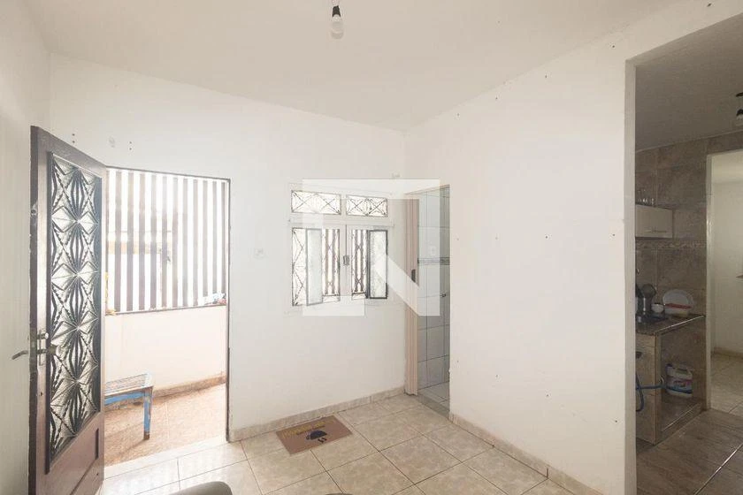 Furnished 1-bedroom house with 57 m² and no parking — photo 22