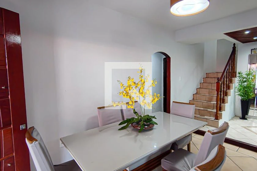 3-bedroom house with a walk-in closet in Rio de Janeiro — photo 15