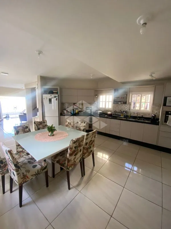 Casa amueblada, 300 m², con bañera — photo 2