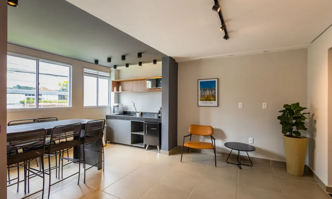 Furnished apartment, 75 m², with a glass-enclosed balcony — photo 18