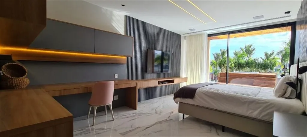 House with 5 en-suite bedrooms and 665 m² garden — photo 16