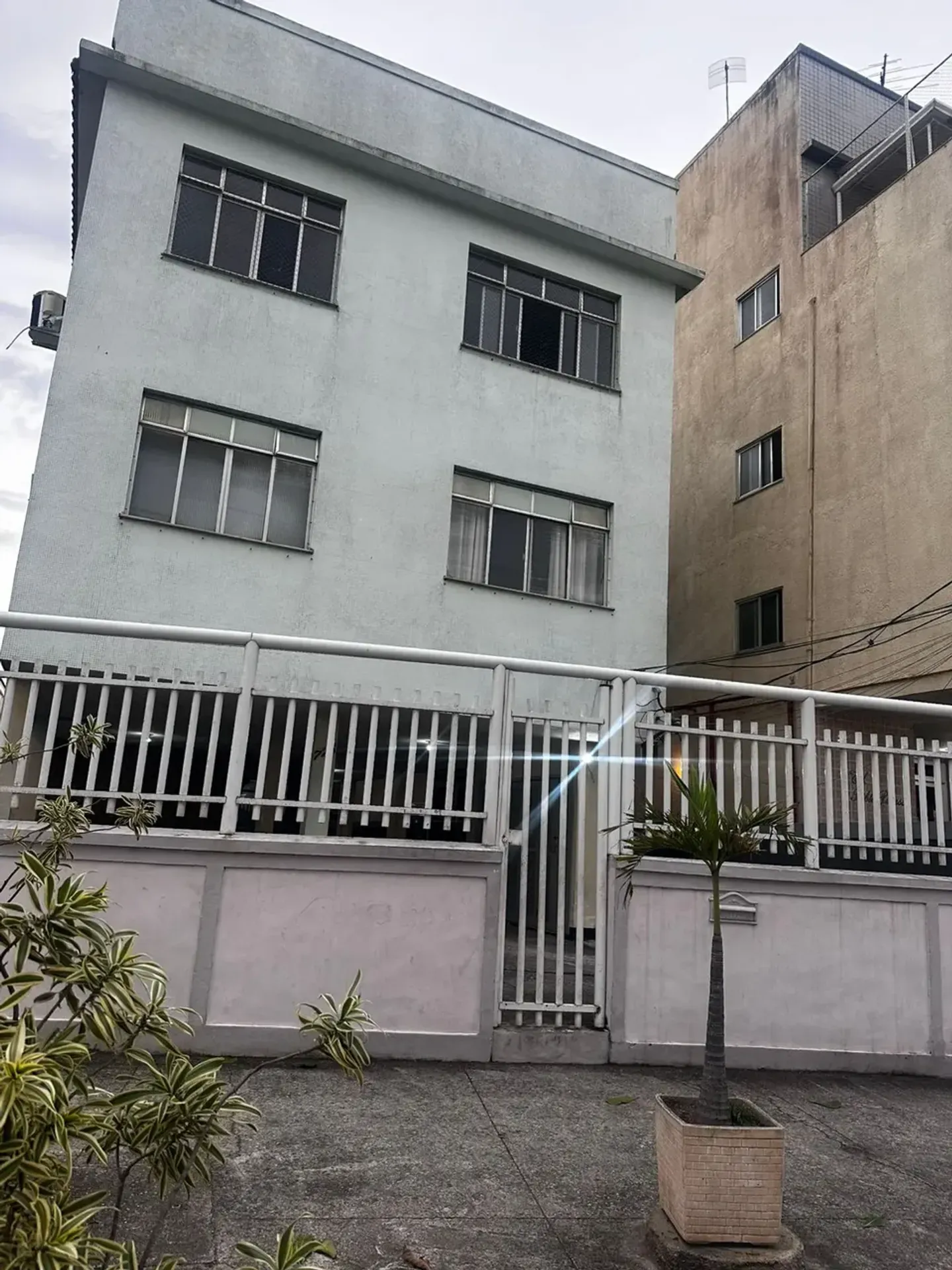 Деревянный пол или ламинат и 2 спальни: квартира 48 м² — photo 11