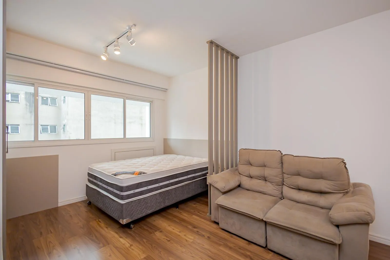 Furnished apartment with 90 m² and 1 bedroom — photo 19