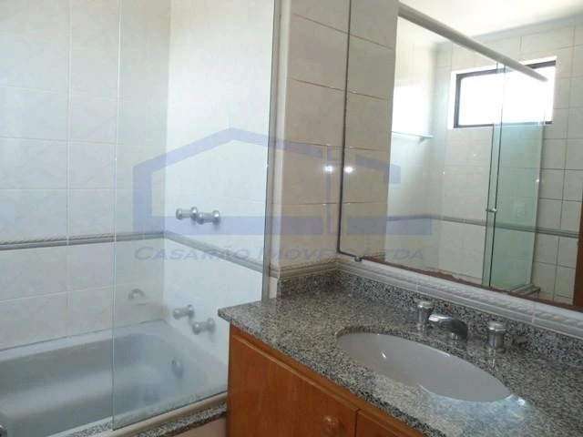Apartamento de 94 m² com vista para o parque e banheira — photo 25