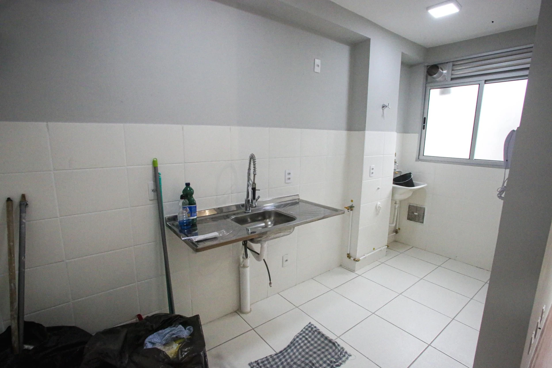 Apartamento de 2 quartos em condomínio com academia — photo 3