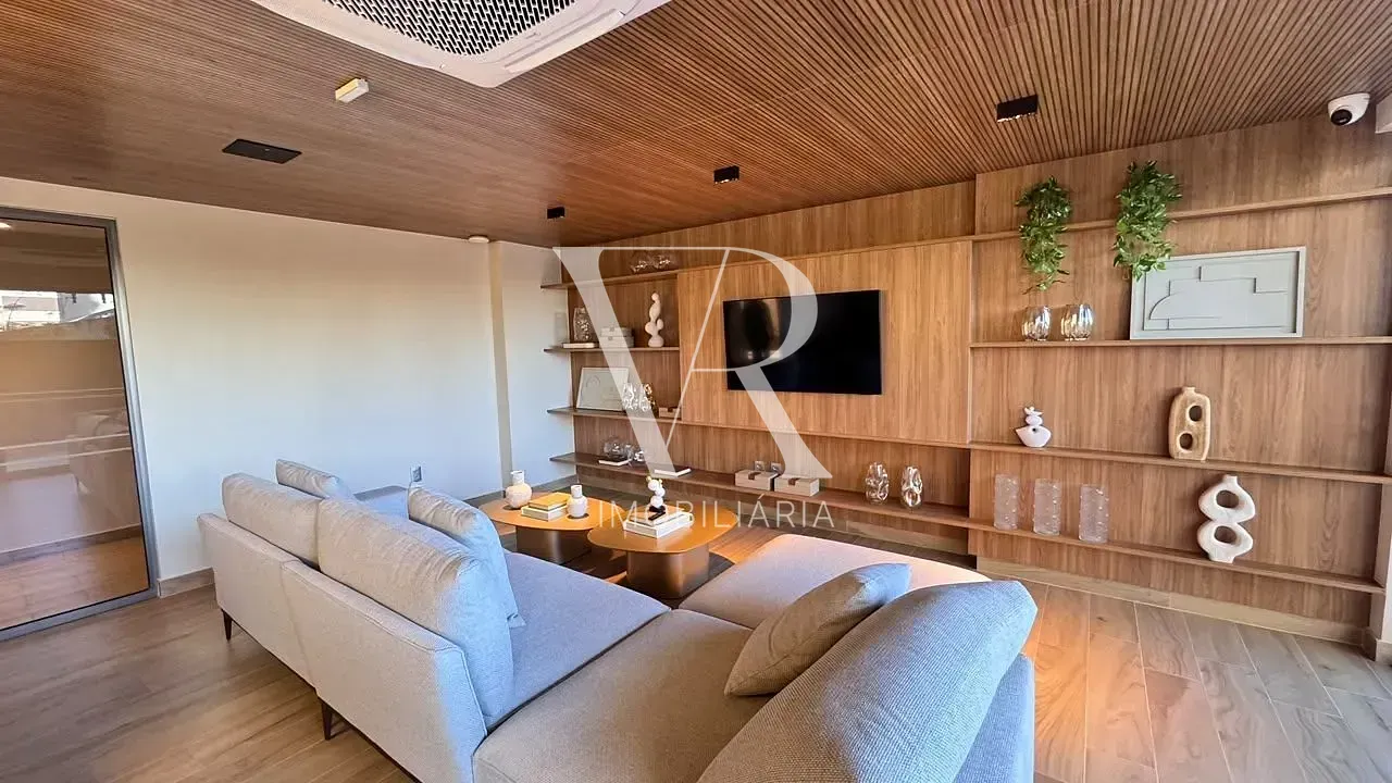 Apartment, 108 m², with a glass-enclosed balcony — photo 3