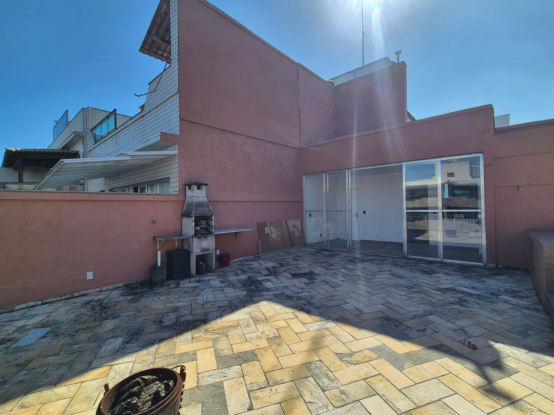 Rental apartment with 2 bedrooms and a balcony — photo 17