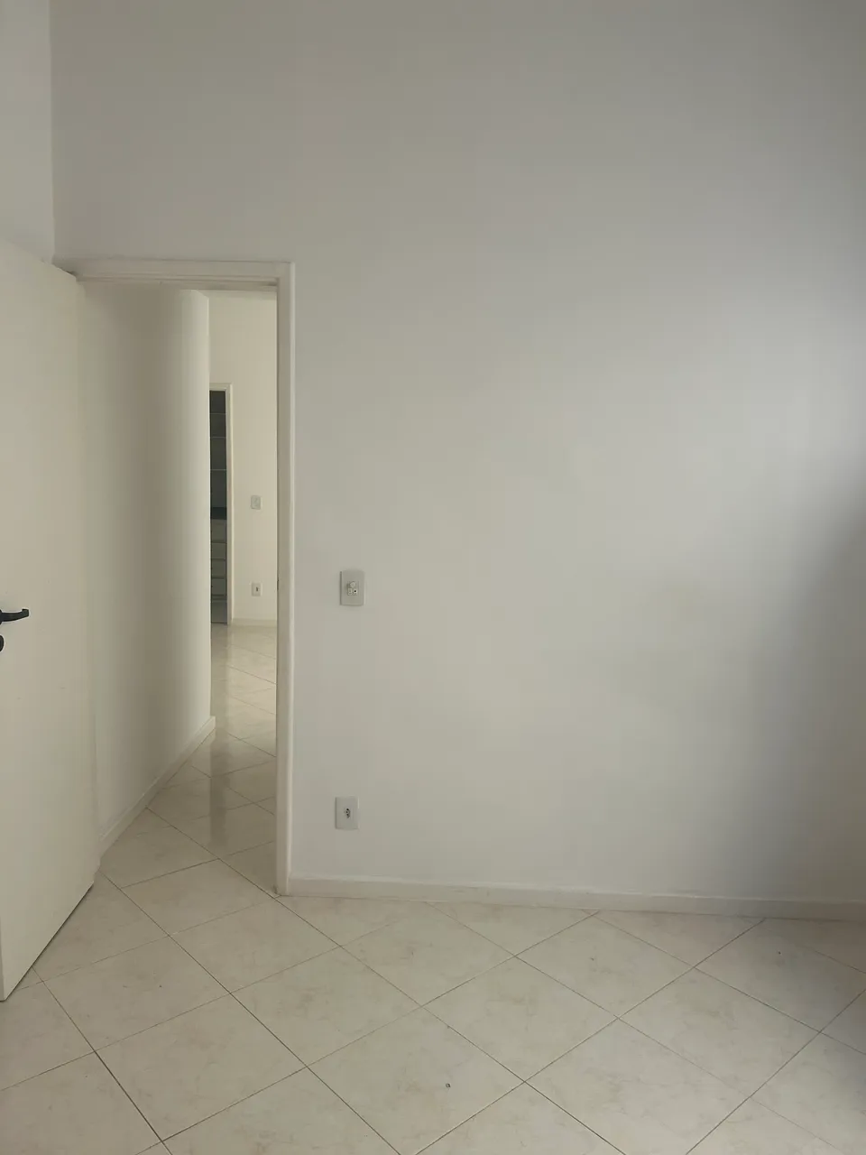 1-bedroom apartment with 2 bathrooms and maid’s room — photo 10