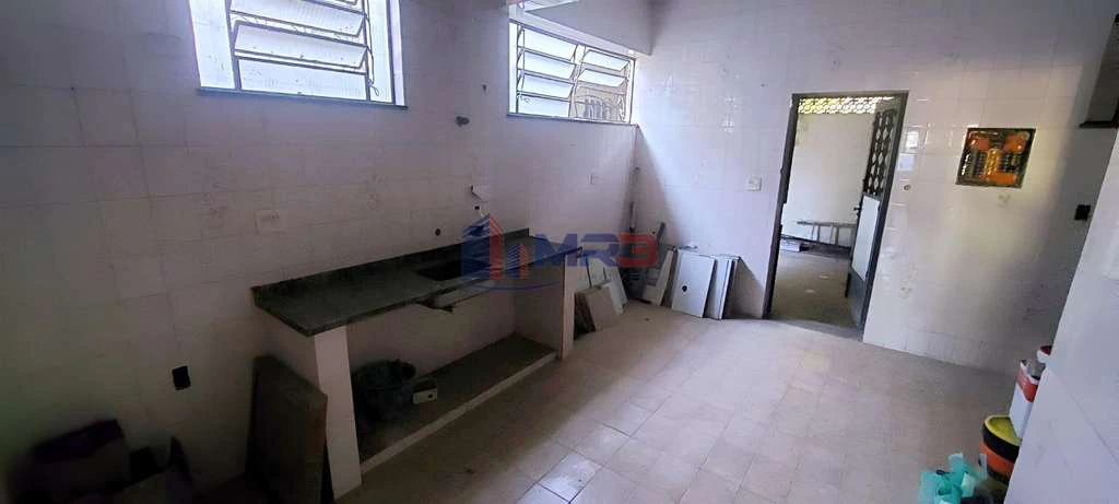 Casa com 2 quartos e 1 banheiro, 130 m² — photo 2