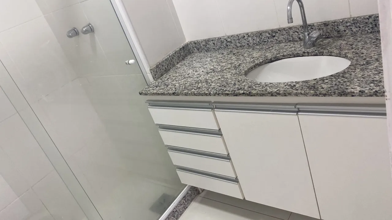 Apartamento com 3 dormitórios e cozinha a gás