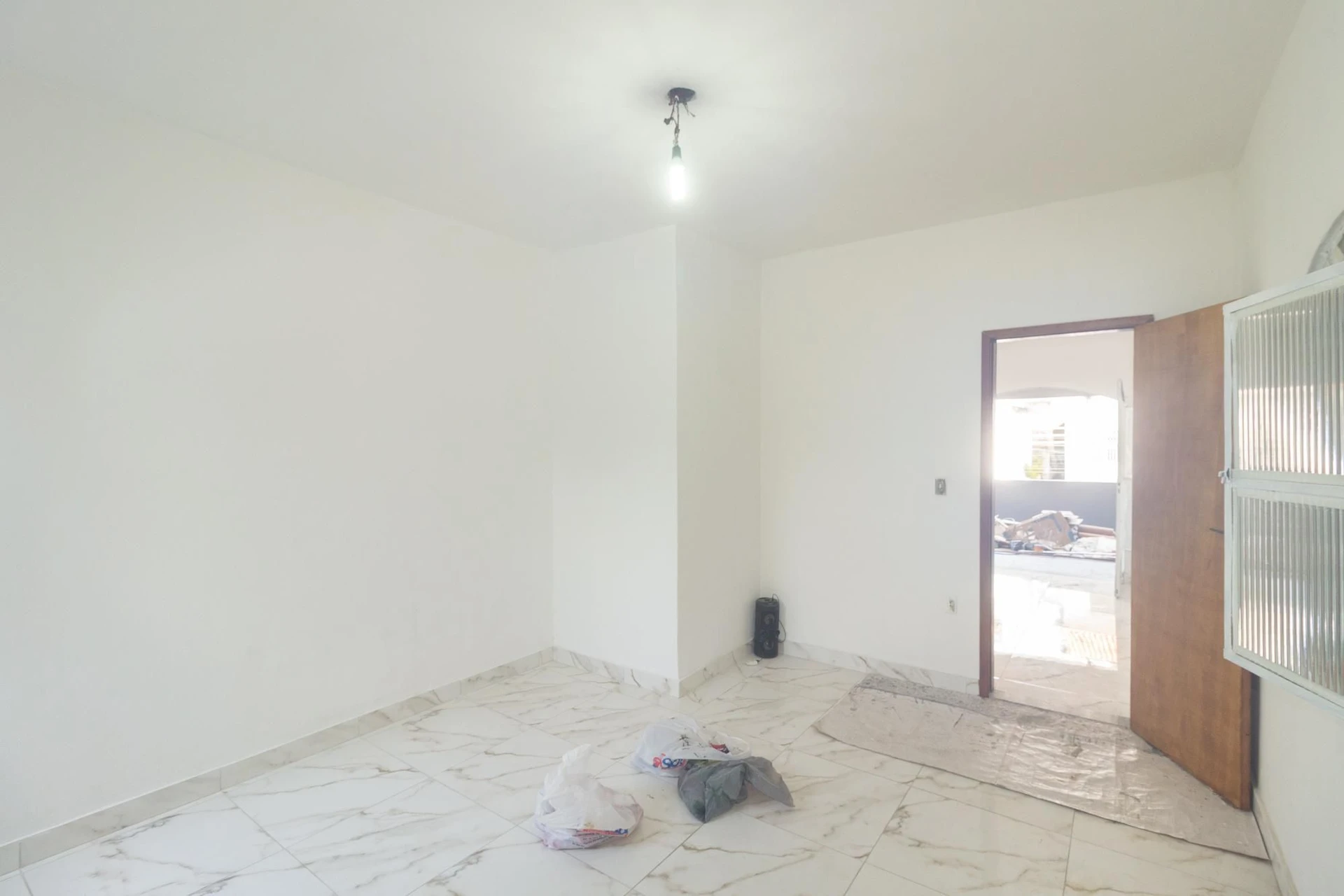 House, 80 m², with a grill on the balcony — photo 8