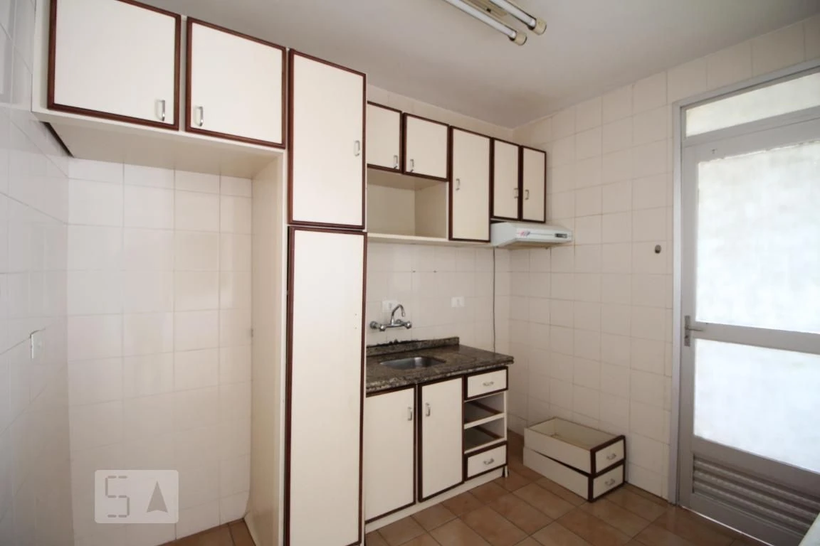 2-bedroom apartment with a home office in Curitiba — photo 5