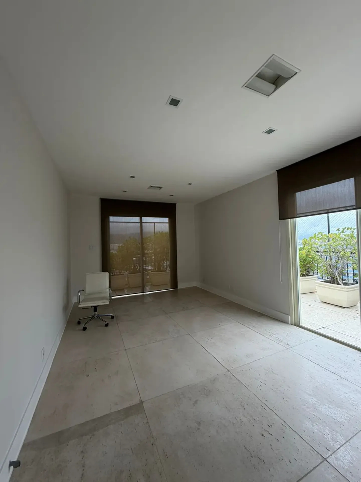 Duplex de 300 m² com 5 quartos e 5 banheiros — photo 12