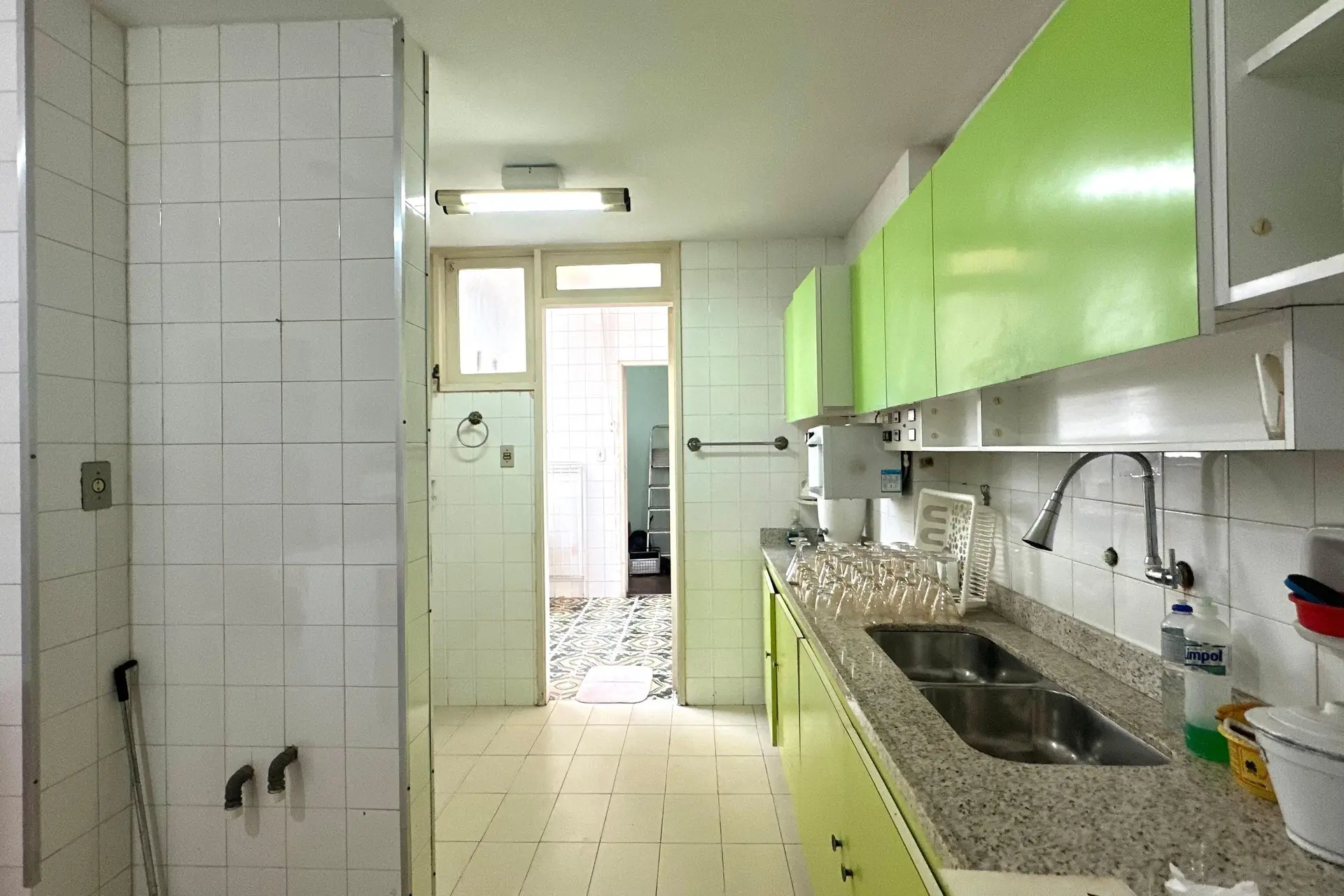 Apartamento amueblado de 3 dormitorios y cocina cerrada — photo 68