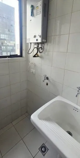 1-bedroom apartment with open-plan kitchen and parking — photo 4