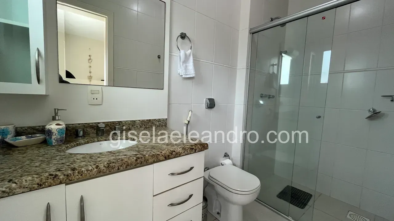 Furnished 2-bedroom apartment with 3 bathrooms