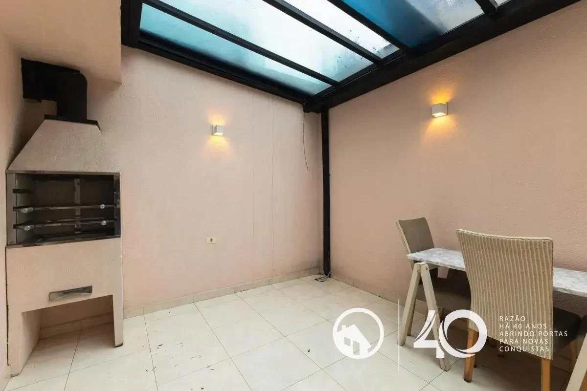 58 m² apartment with open-plan kitchen and 1 bedroom — photo 11