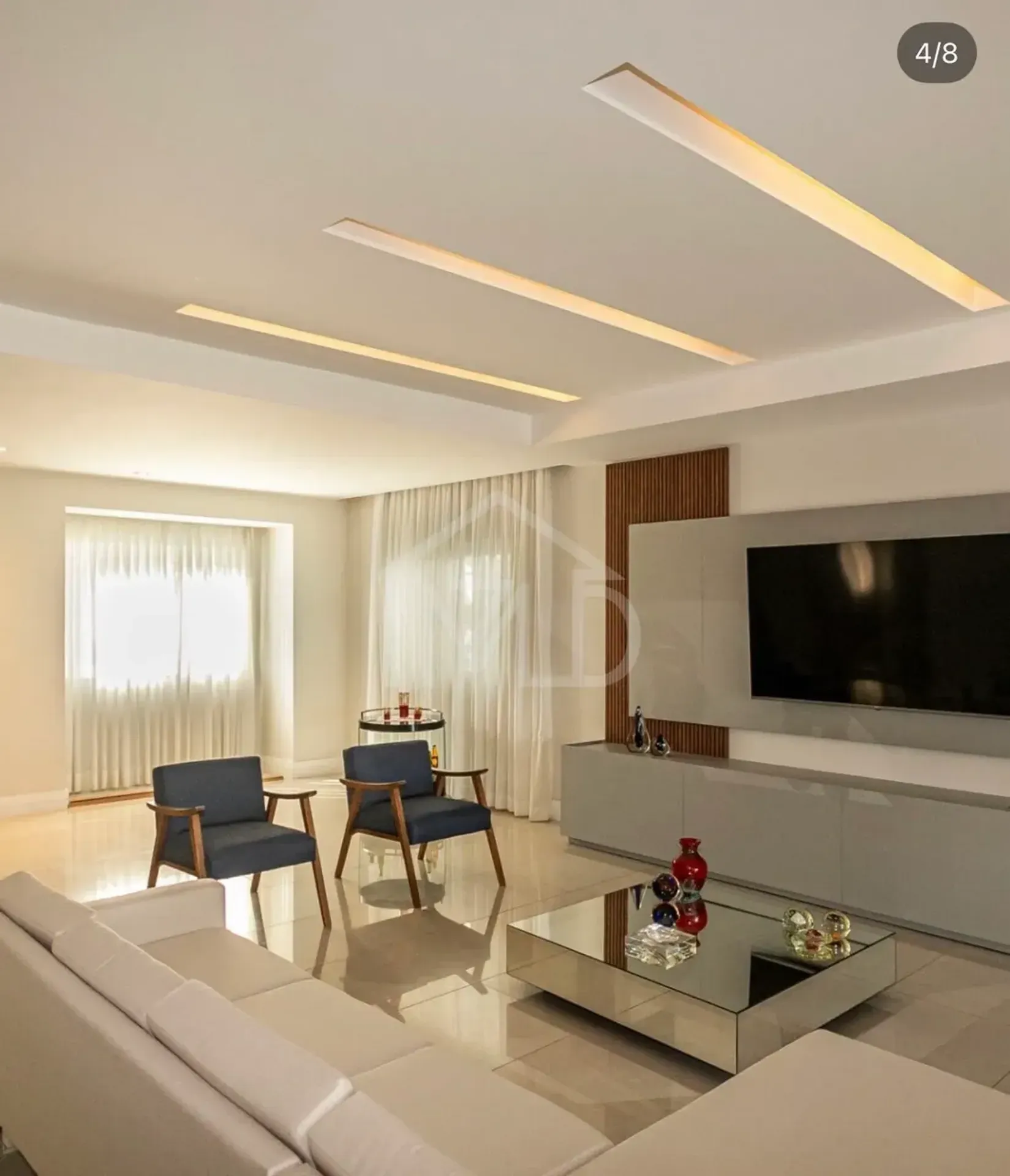 House with 4 suites, open-plan kitchen, 650 m² — photo 23