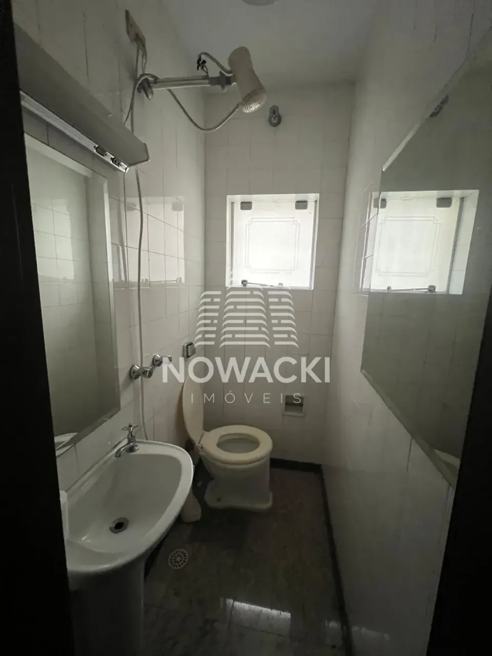 House with 2 bedrooms, 5 baths and a closed kitchen — photo 8
