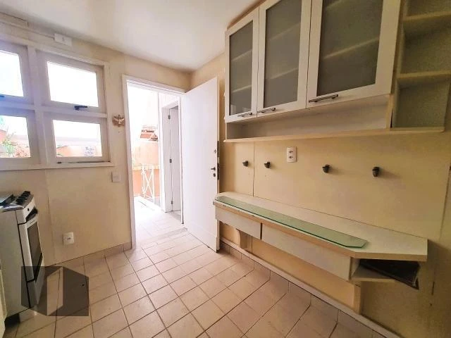 House with 4 bedrooms, 3 bathrooms, balcony grill — photo 24