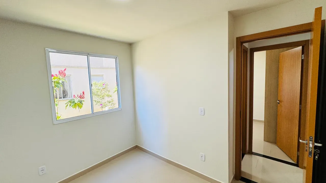 2-bedroom apartment in a building with a gym — photo 15