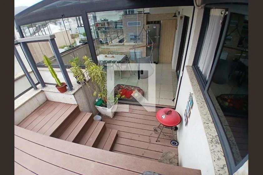 Mountain view in a 3-bedroom apartment, 137 m² — photo 41