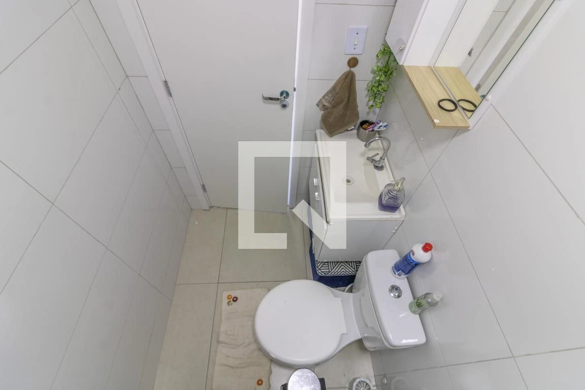 Apartamento mobiliado com 2 quartos e 1 banheiro — photo 26