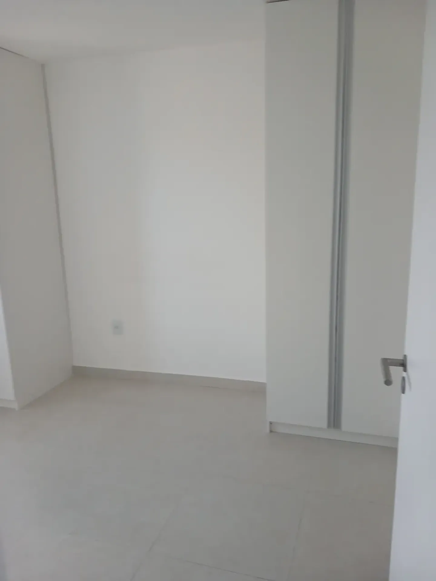 Apartment, 60 m², with a glass-enclosed balcony — photo 8