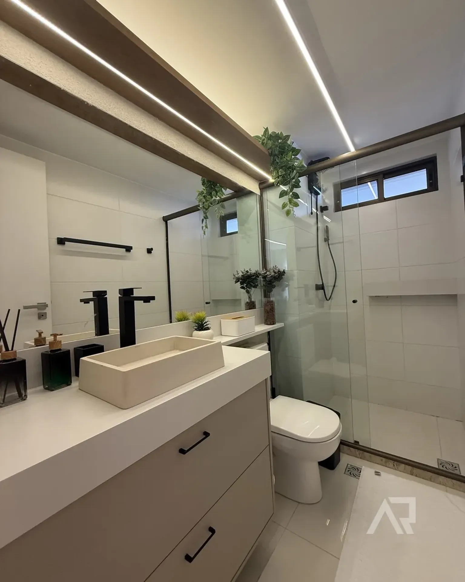 2-bedroom apartment with a washing machine — photo 15