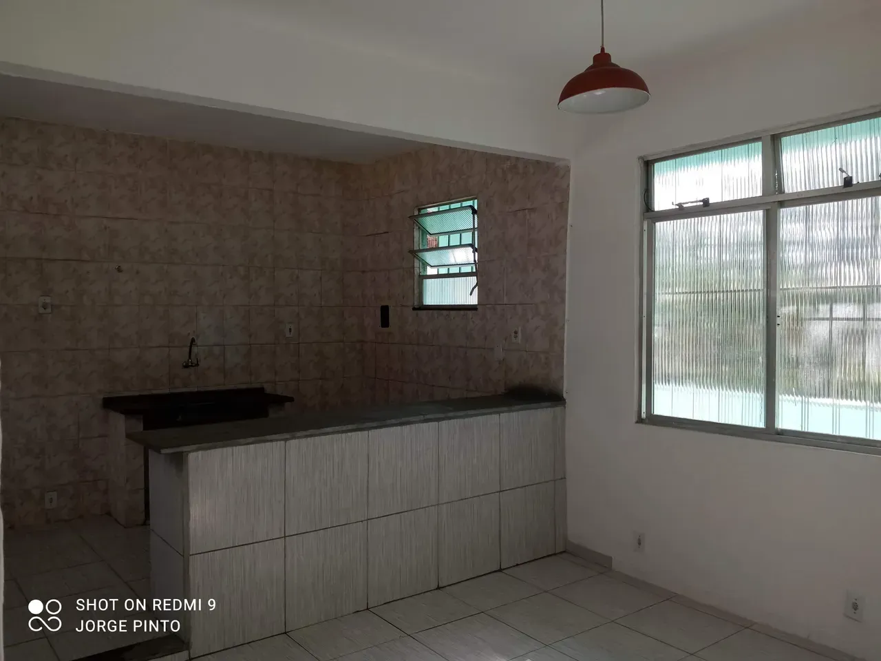 Unfurnished 1-bedroom home with open-plan kitchen — photo 7