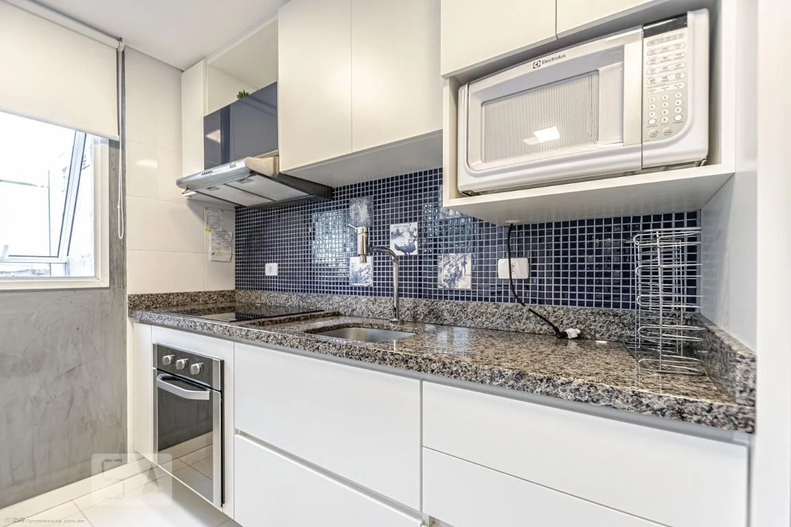 Washing machine in a one-bedroom apartment, 24 m² — photo 16