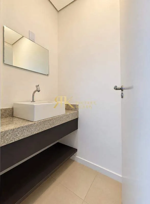 Apartment on the 1st floor with a water view — photo 15