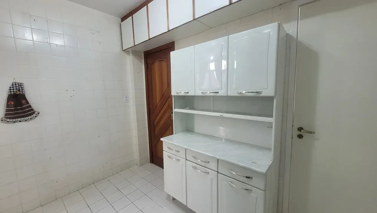 Apartment with 3 bedrooms and a closed gas kitchen — photo 2