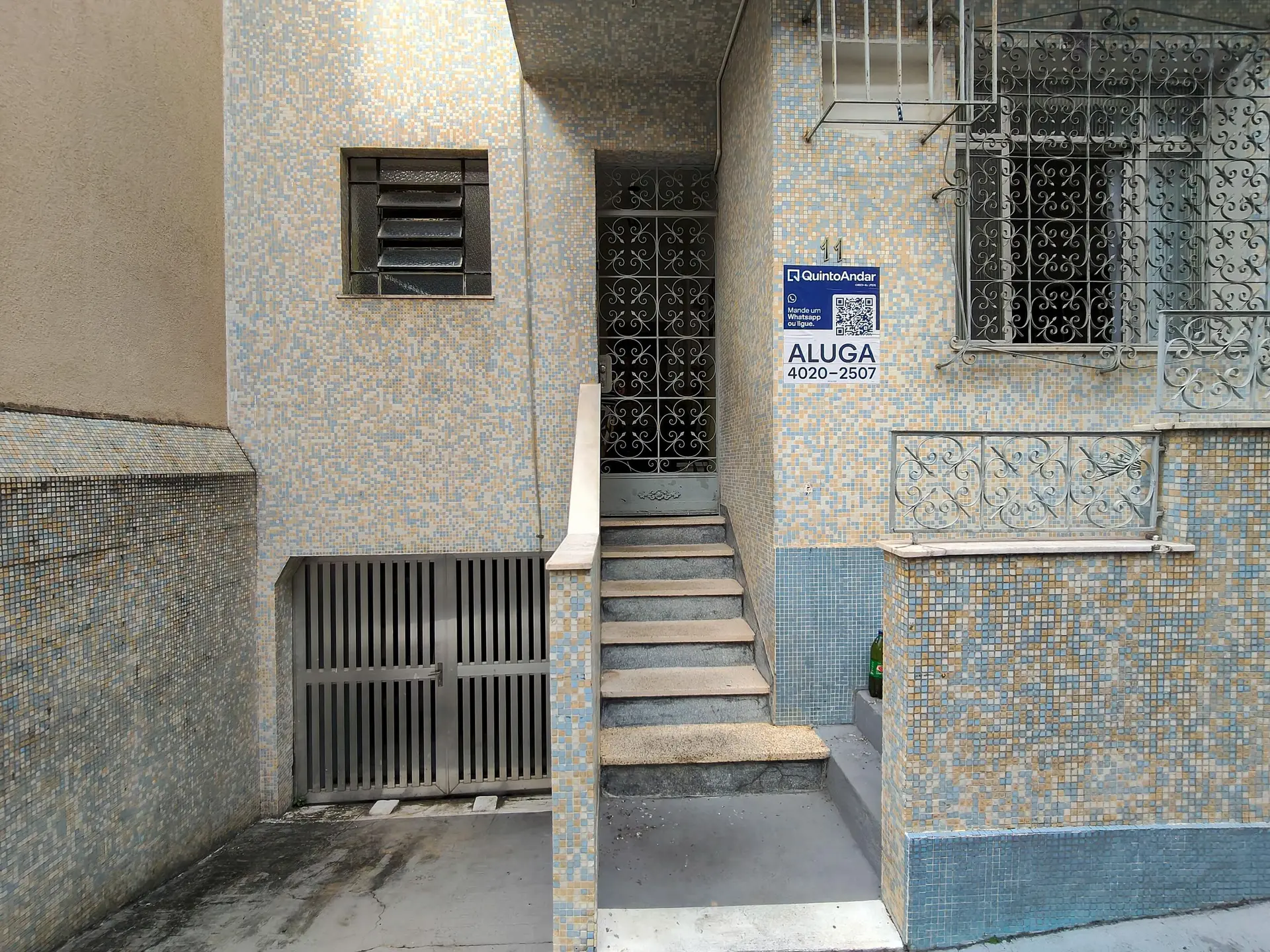 3-bedroom apartment with a mountain view in Rio de Janeiro — photo 25