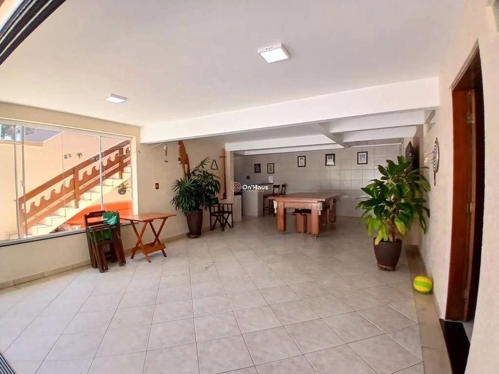 Casa de 3 dormitorios con jardín privado y asador — photo 5