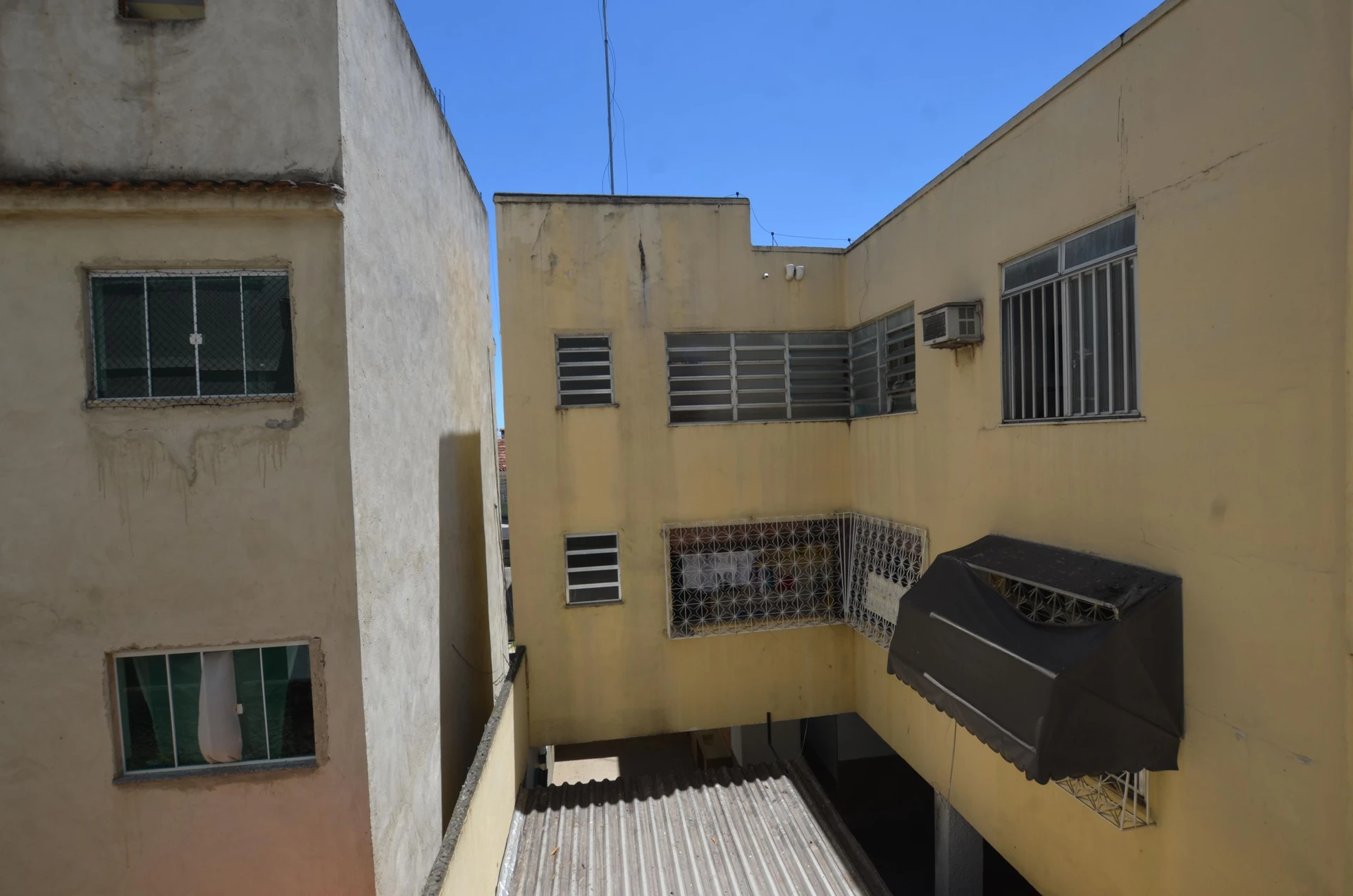 Apartamento sem mobília com cozinha separada e 2 quartos — photo 26